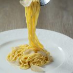 Handmade Tagliolini with Butter, Parmigiano Cheese and Shaved White Truffle 手製意大利蛋麵伴巴馬臣芝士配白松露