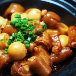 鹌鹑蛋猪尾煲-by秦觞