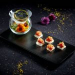 鲜花金枪鱼塔塔，水晶面包，卡露伽西伯利亚鱼籽酱 | Tuna Tartare with Edible Flowers, Crystal Bread, Kaluga Siberian Caviar